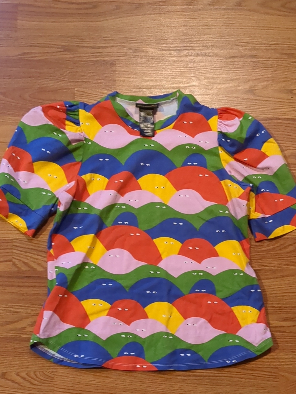 Nooworks Rainbow Lumps Puff Top Lauren Cat West Graphic Print Statement L - Picture 4 of 7